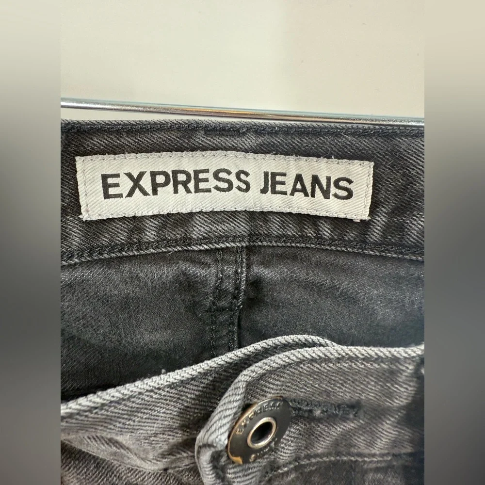 EUC Express Jeans Rocco Slim Leg Jeans